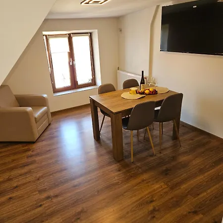 Tadeusza Kosciuszki 4 Szmaragdowy Apartamento *
